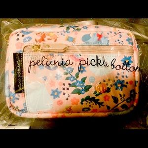 Petunia pickle bottom belt bag
